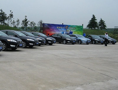 車馳天下 汽車飾品銷售，為您的愛車增添個性與舒適